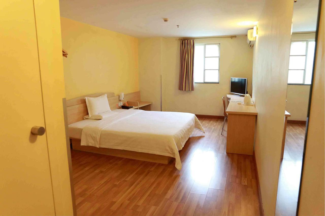 7 Days Inn Yangjiang Xinyue International Studio Exteriör bild