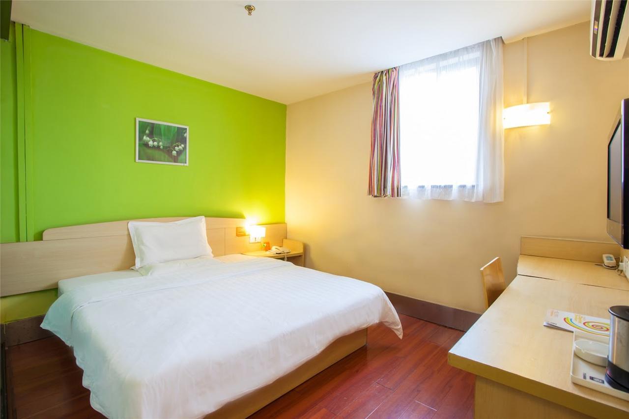 7 Days Inn Yangjiang Xinyue International Studio Exteriör bild